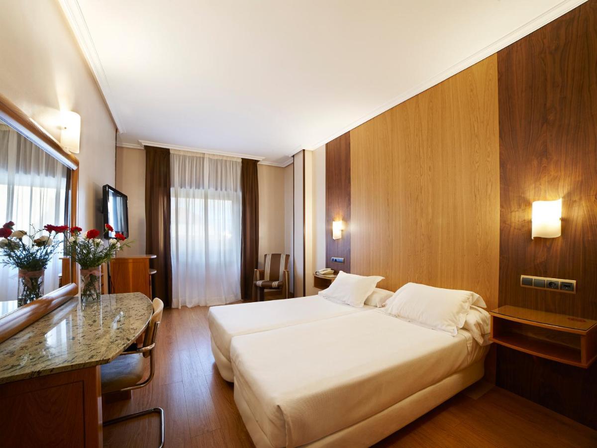 Zenit Dos Infantas Hotel Zamora Luaran gambar