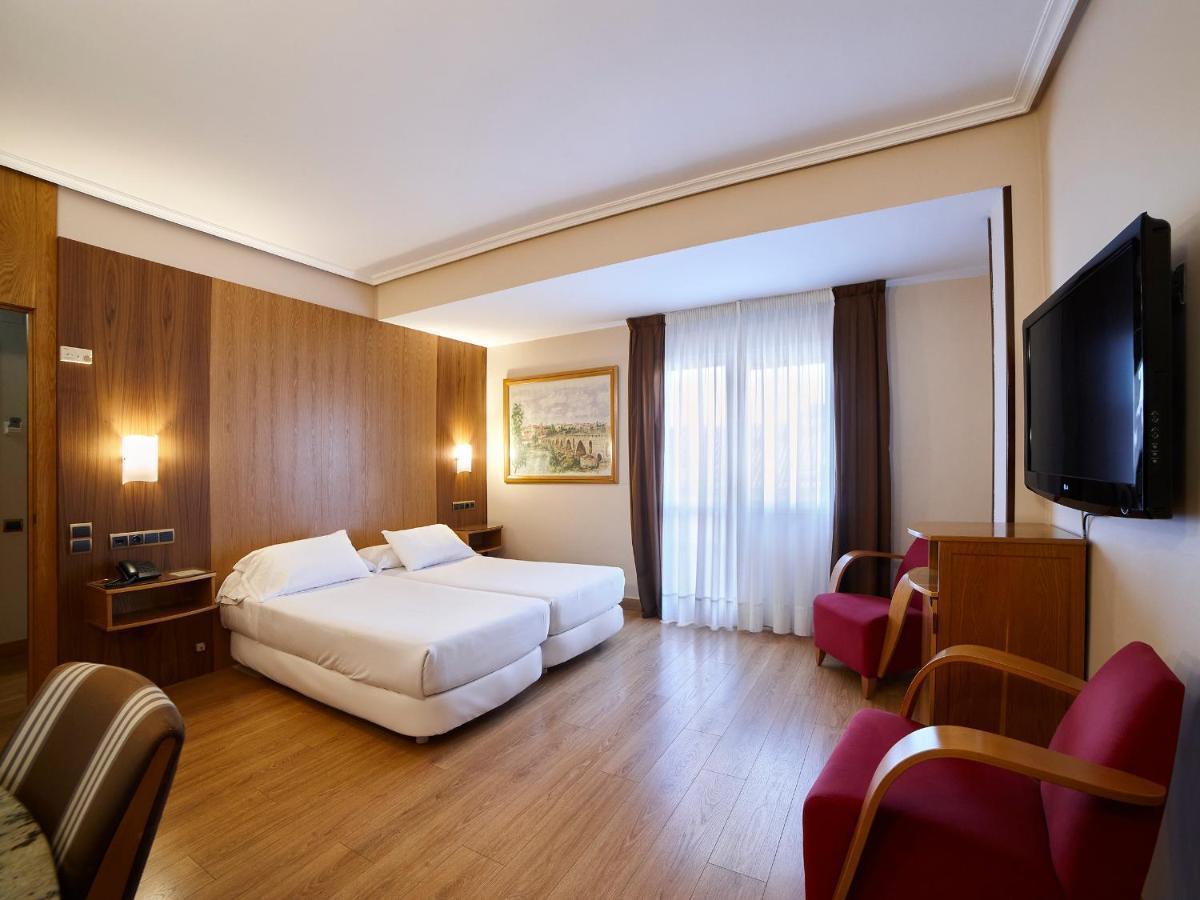 Zenit Dos Infantas Hotel Zamora Luaran gambar